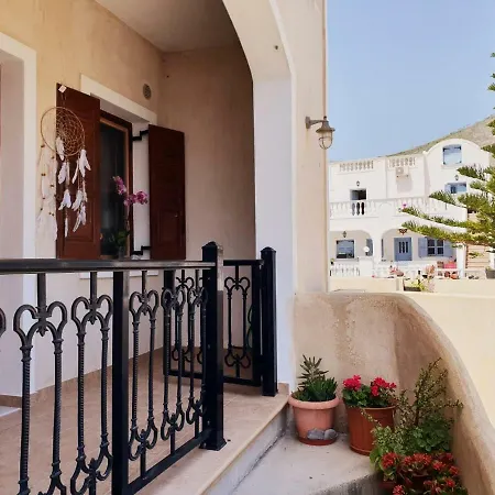 Thira Villa Perissa (Santorini)