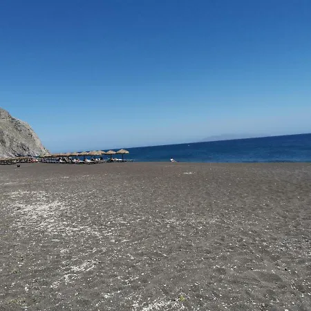 Thira Villa Perissa (Santorini)