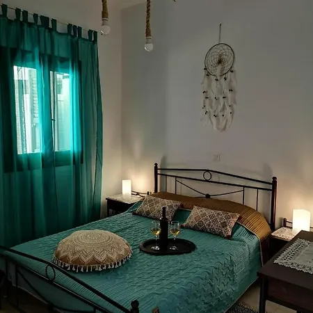 Thira Villa Perísza