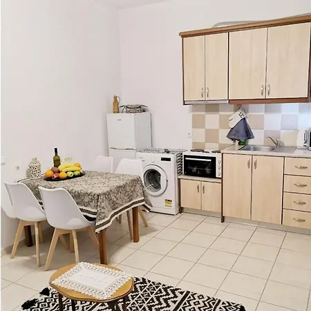 Thira Villa Perísza